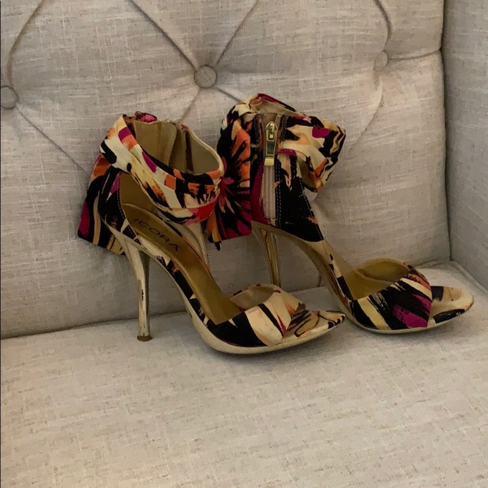 Open toe heel